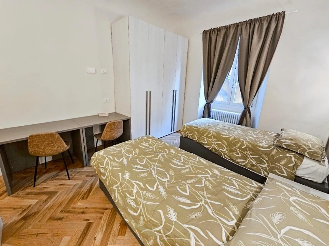 Centralissimo Due Passi Dal Duomo Per Gruppi Apartment Florence