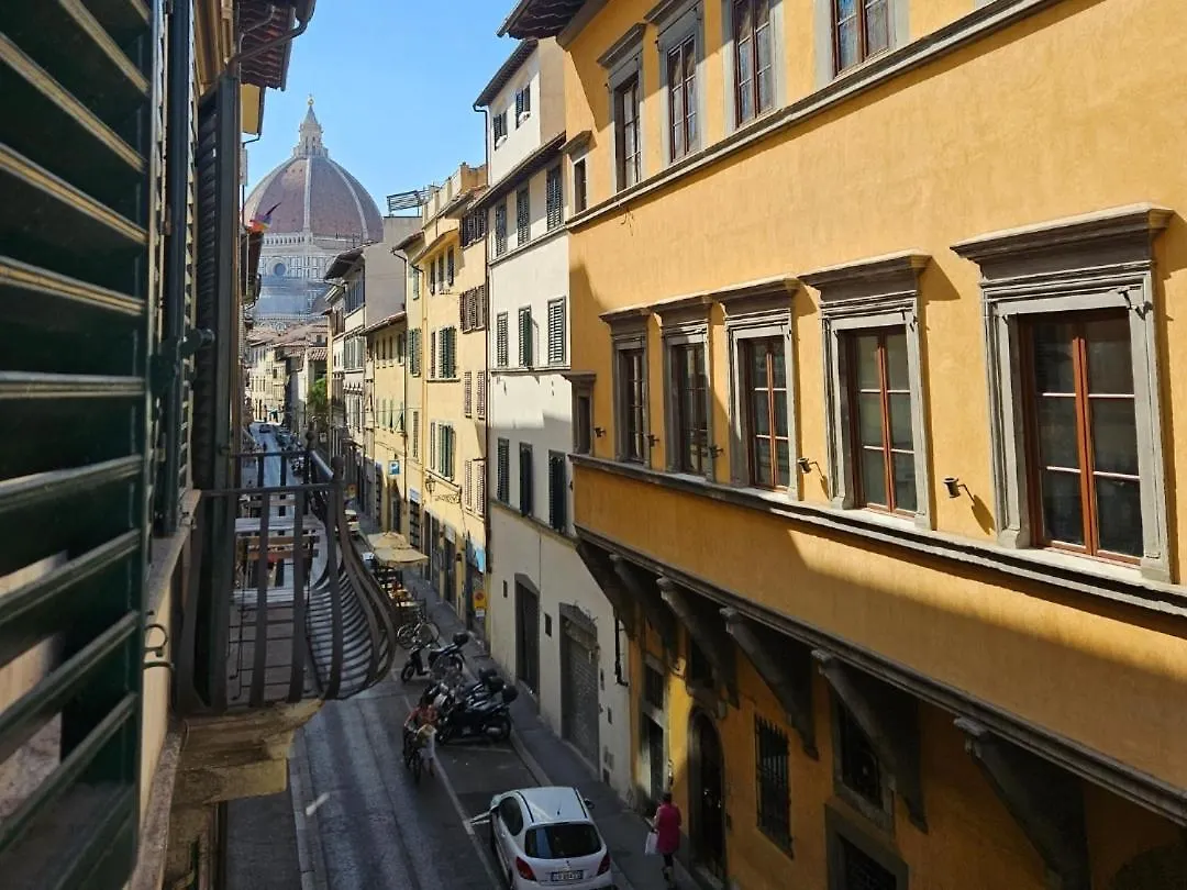 Centralissimo Due Passi Dal Duomo Per Gruppi Apartment Florence Italy